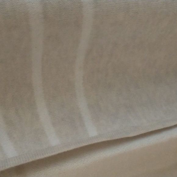 Kinross Cashmere Blend Cardigan - Picture 3 of 7